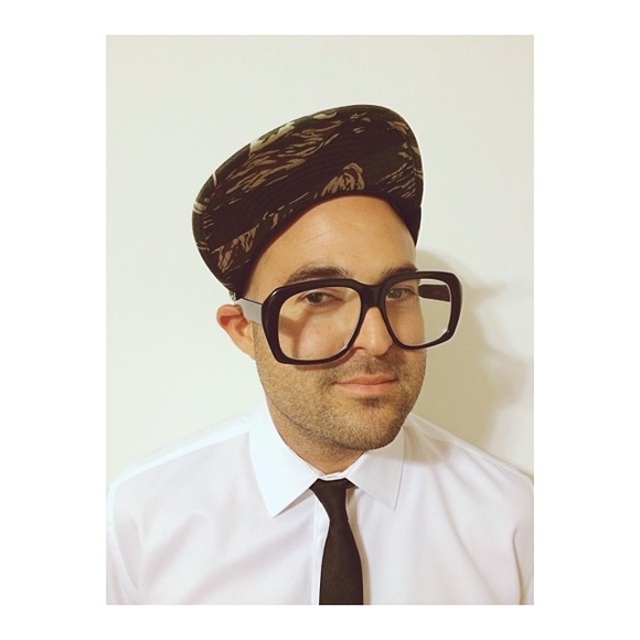 Meet your Posher, David - Picture 1 of 1